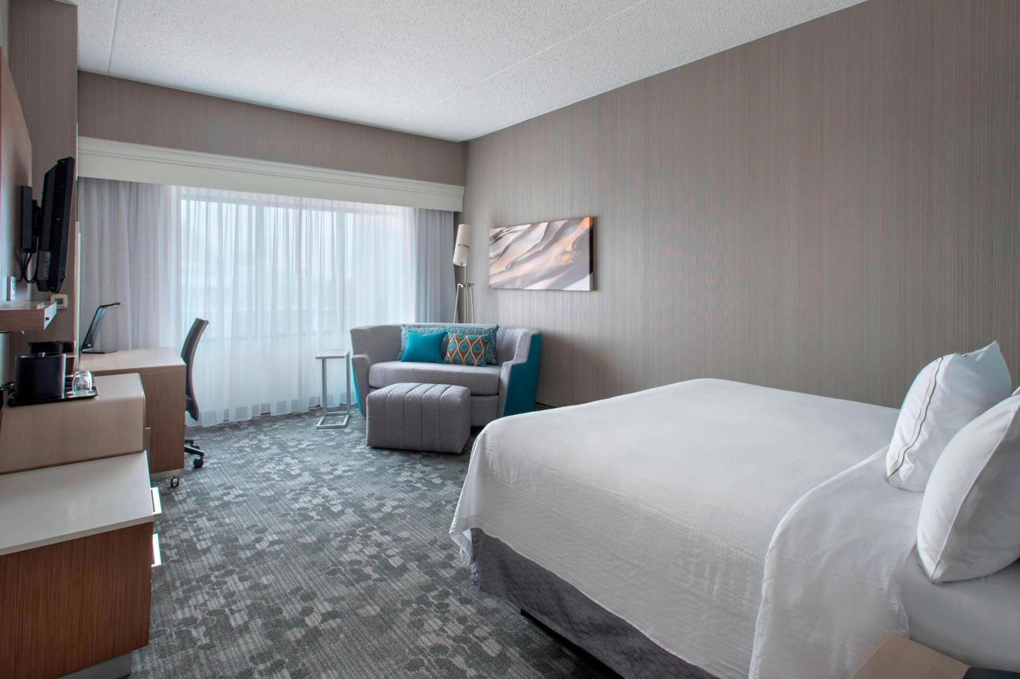 Courtyard By Marriott Newark Elizabeth Hotel Bagian luar foto
