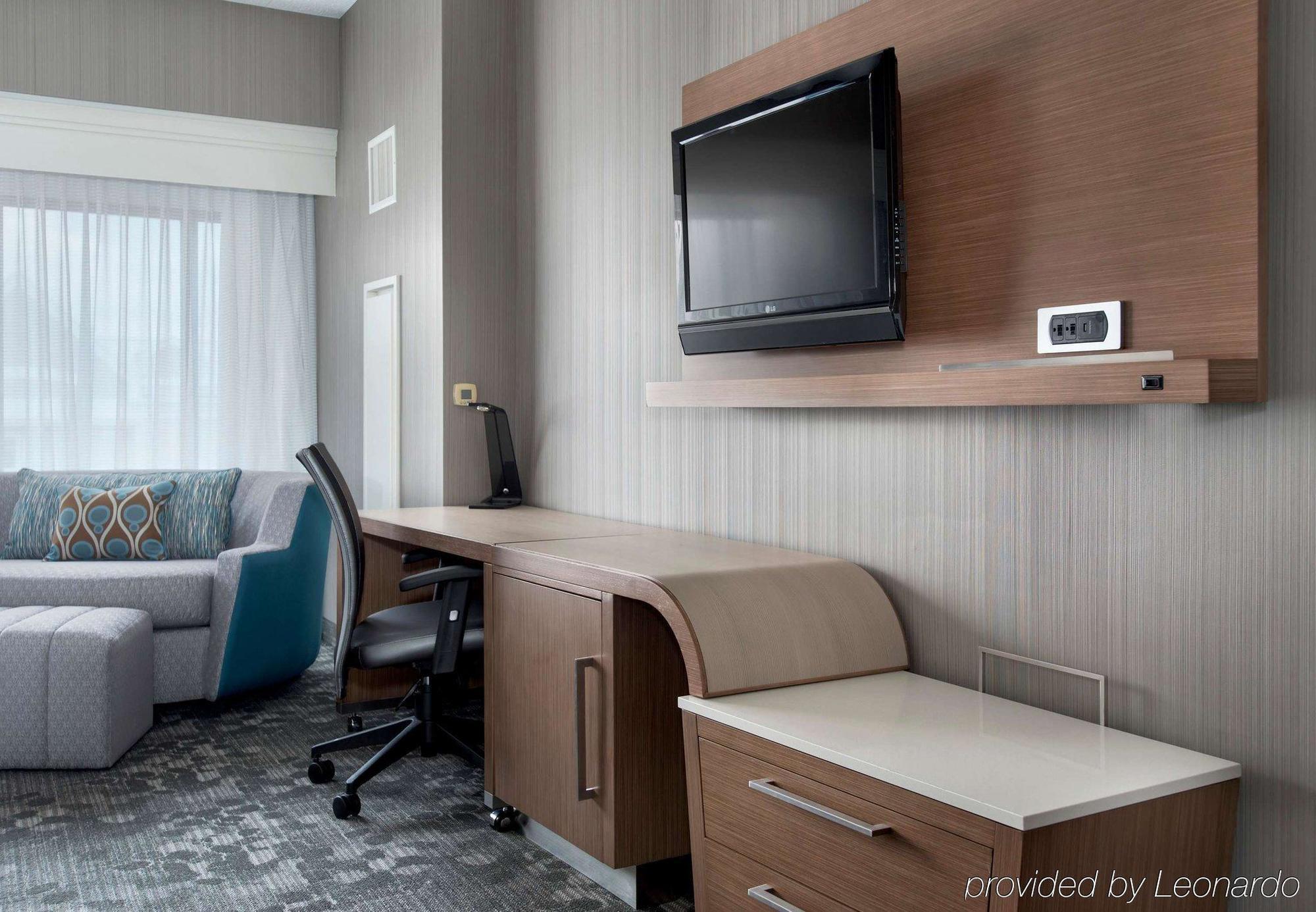 Courtyard By Marriott Newark Elizabeth Hotel Bagian luar foto